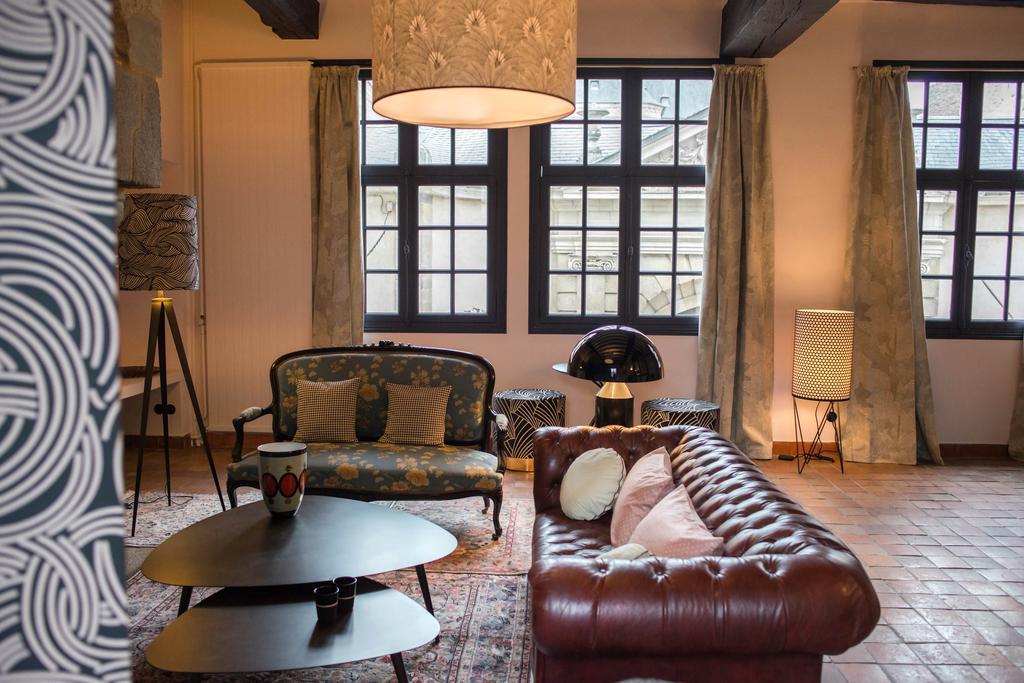 Marnie Et Mister H Bed & Breakfast แรนส์ ภายนอก รูปภาพ