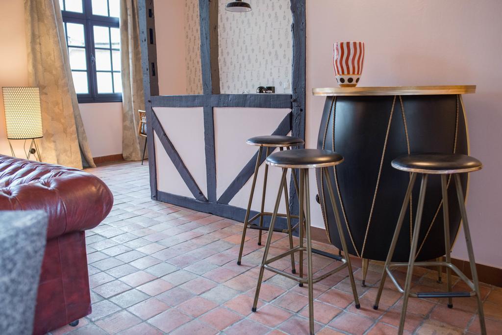 Marnie Et Mister H Bed & Breakfast แรนส์ ภายนอก รูปภาพ