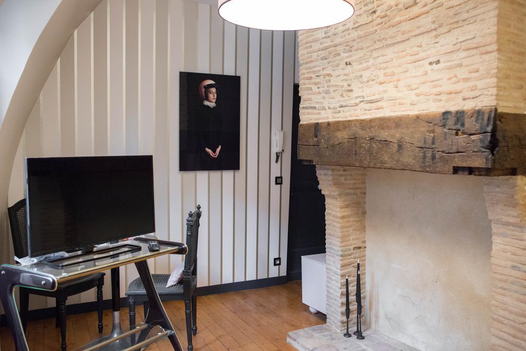 Marnie Et Mister H Bed & Breakfast แรนส์ ภายนอก รูปภาพ