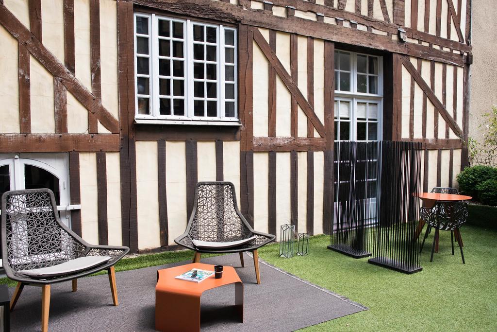 Marnie Et Mister H Bed & Breakfast แรนส์ ภายนอก รูปภาพ