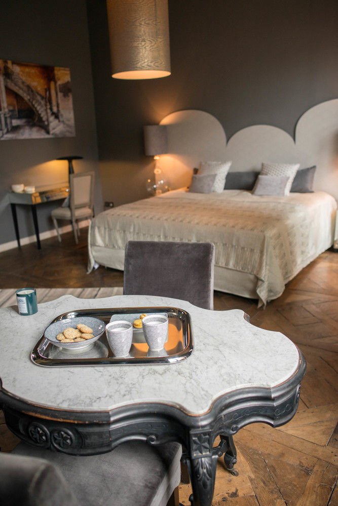 Marnie Et Mister H Bed & Breakfast แรนส์ ภายนอก รูปภาพ